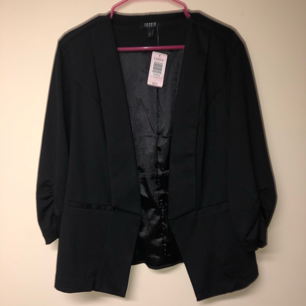 Torrid Stretchy Blazer, NWT